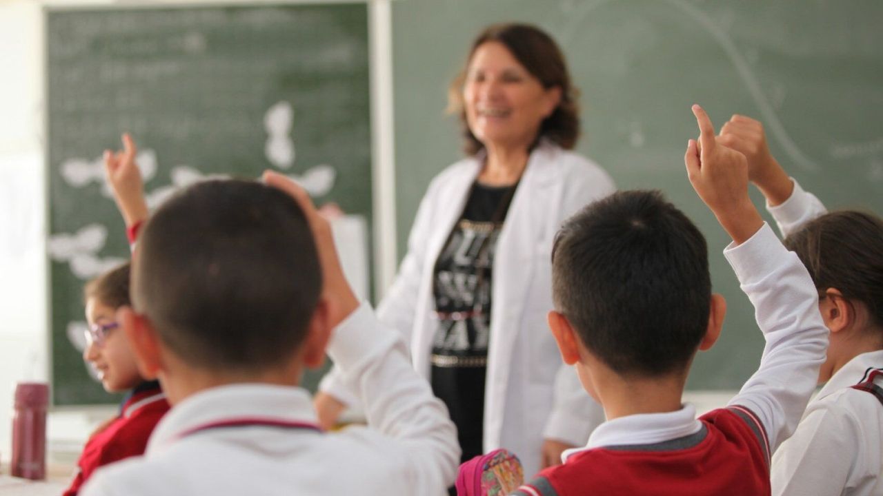 Öğretmenlerin mazerete bağlı yer değişikliği için yeni duyuru